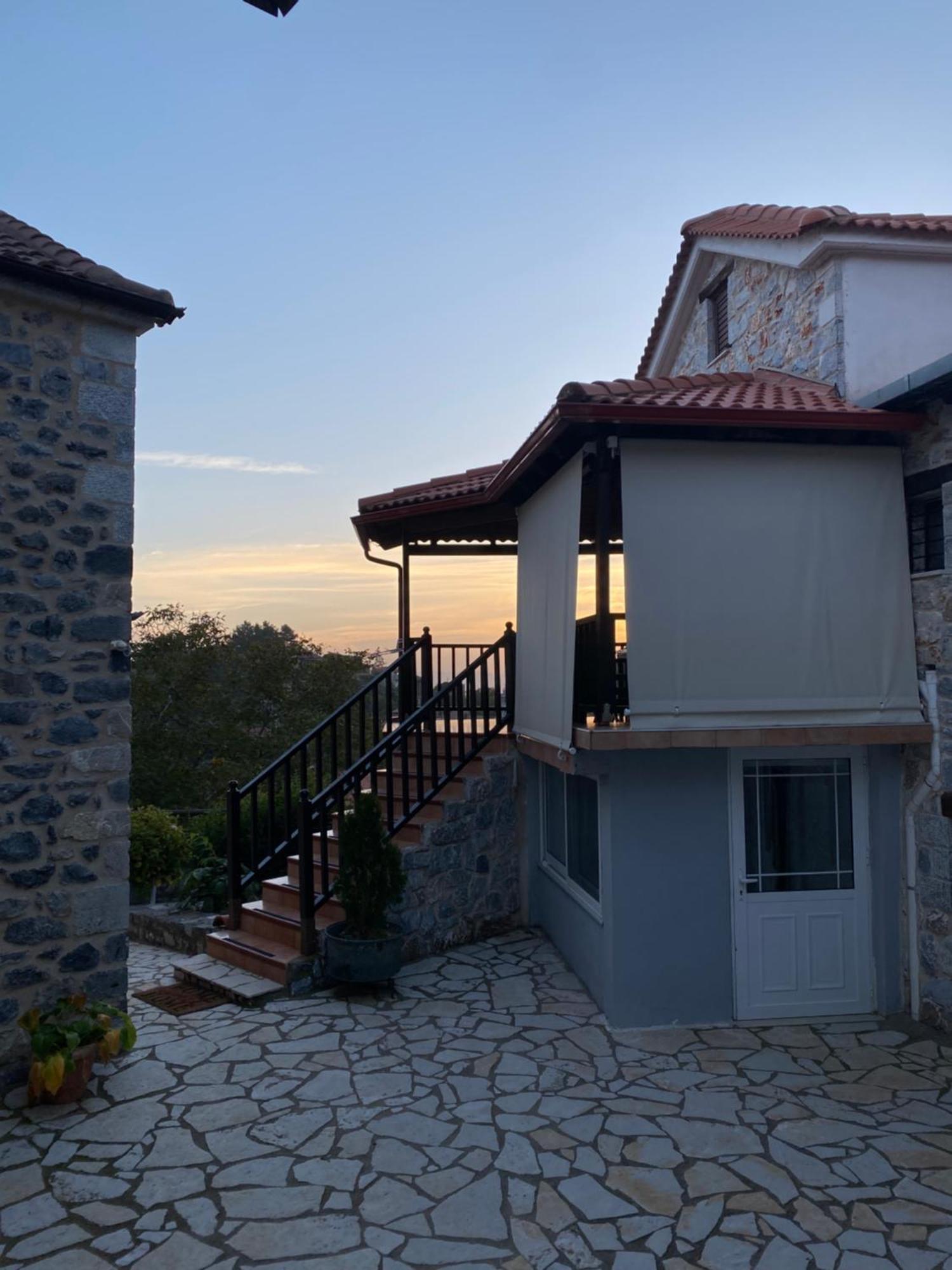Вілла Ypsus House Стемніца Екстер'єр фото
